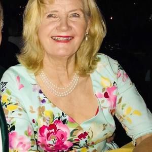 Meet your Posher, Nora